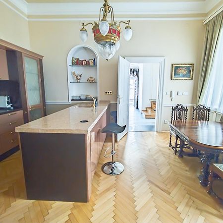 Unique Location With Hot-Tub, Terrace And Garden Villa ปราก ภายนอก รูปภาพ