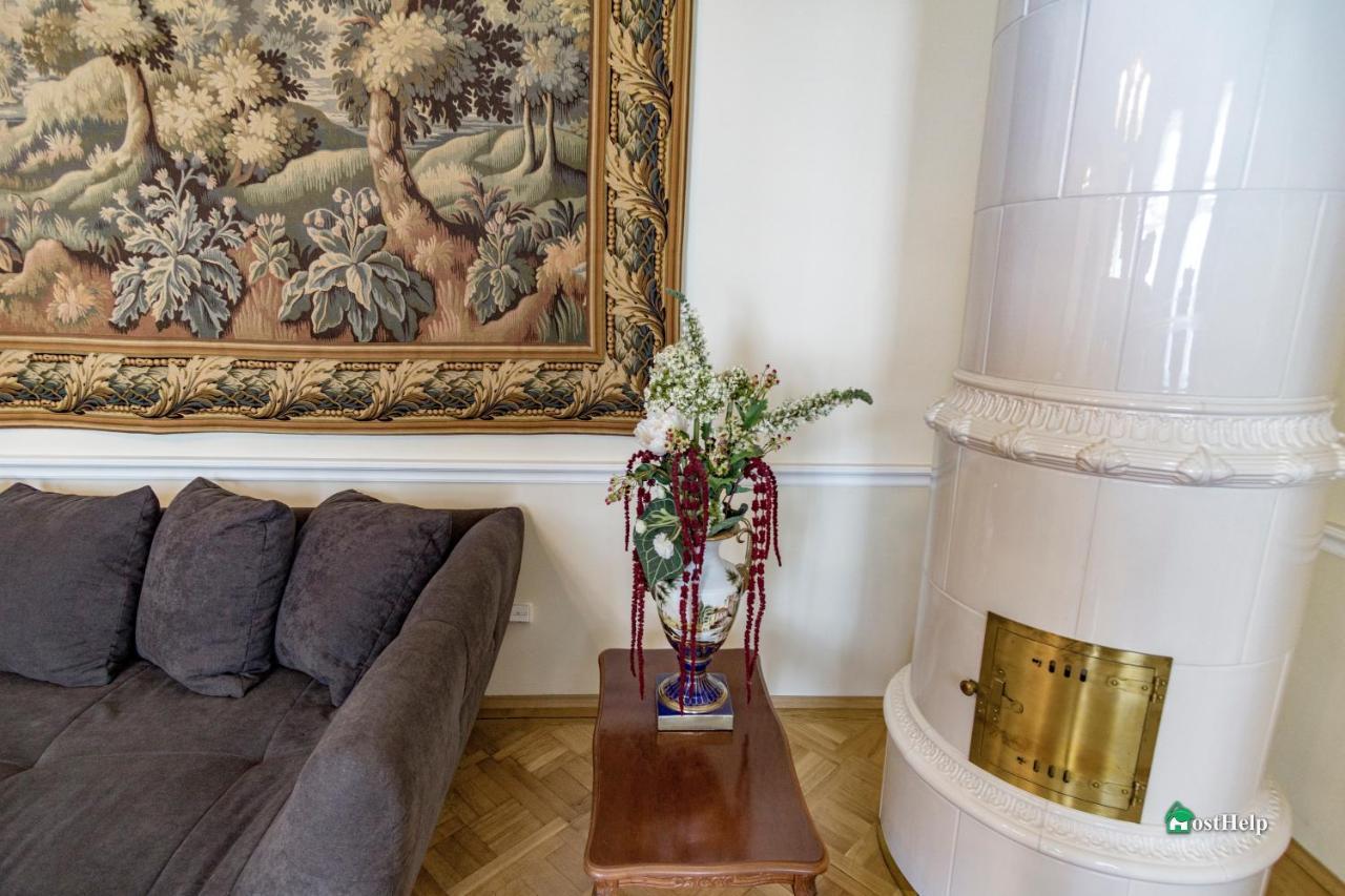 Villa With Hot-Tub, Terrace And Garden, Wenceslass Square ปราก ภายนอก รูปภาพ