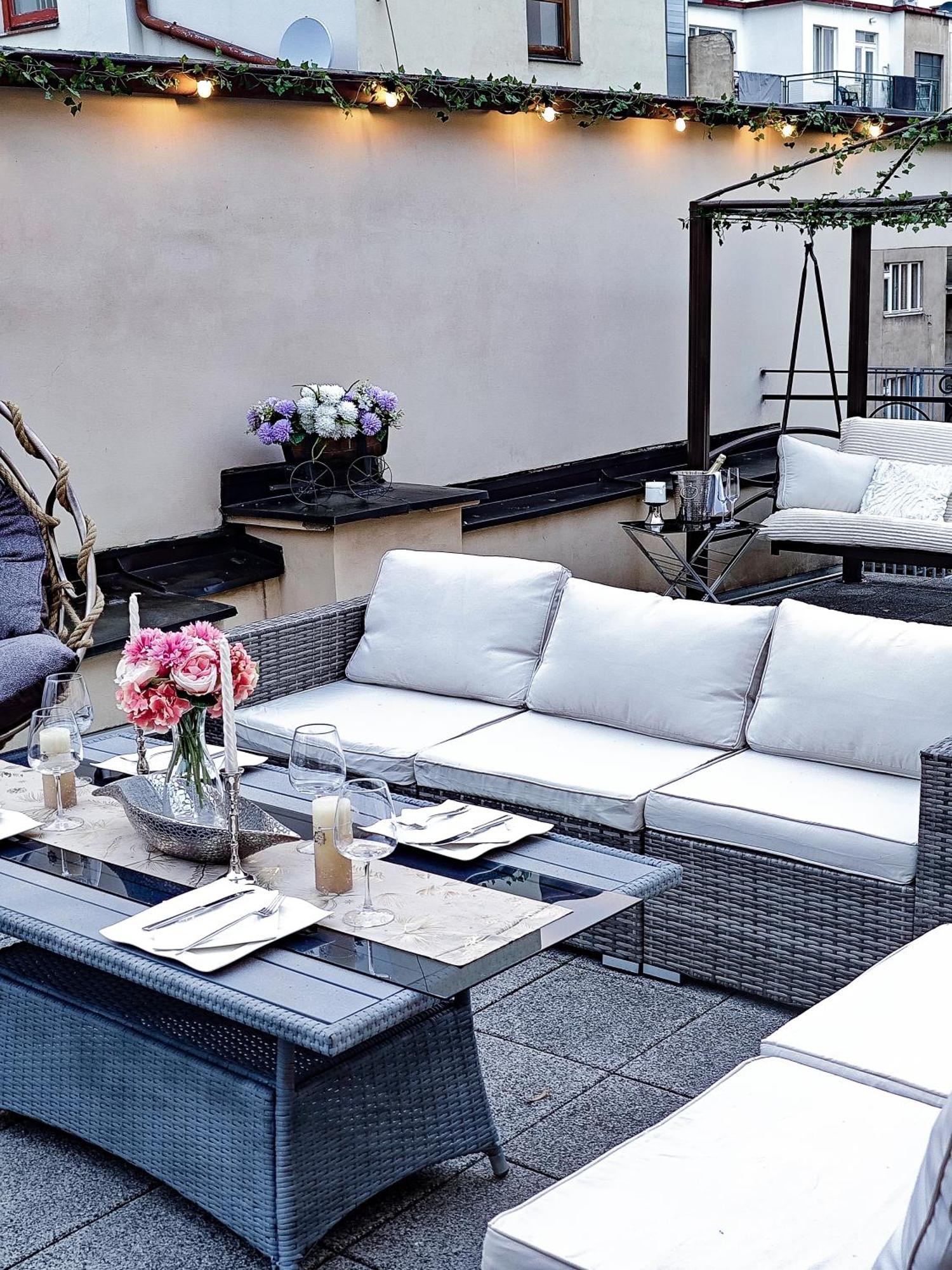 Villa With Hot-Tub, Terrace And Garden, Wenceslass Square ปราก ภายนอก รูปภาพ