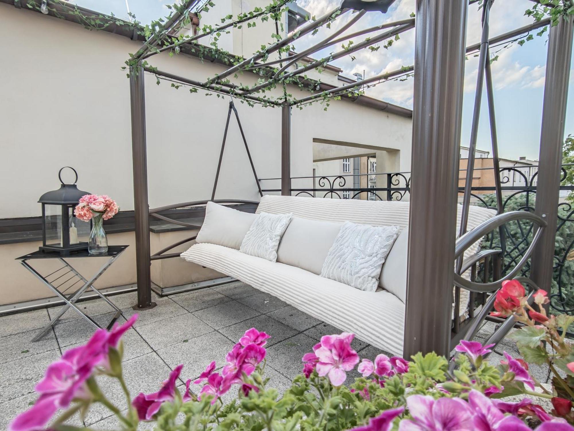 Villa With Hot-Tub, Terrace And Garden, Wenceslass Square ปราก ภายนอก รูปภาพ